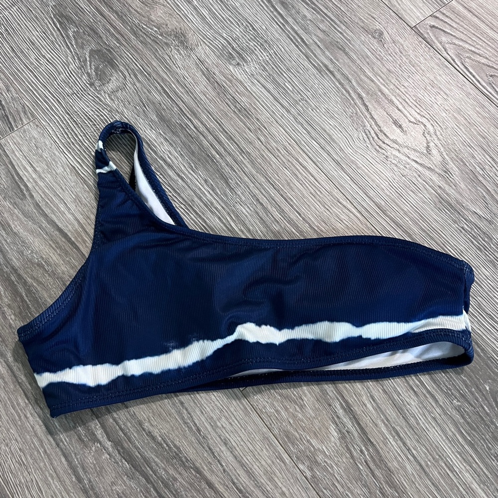 one shoulder bathing suit top